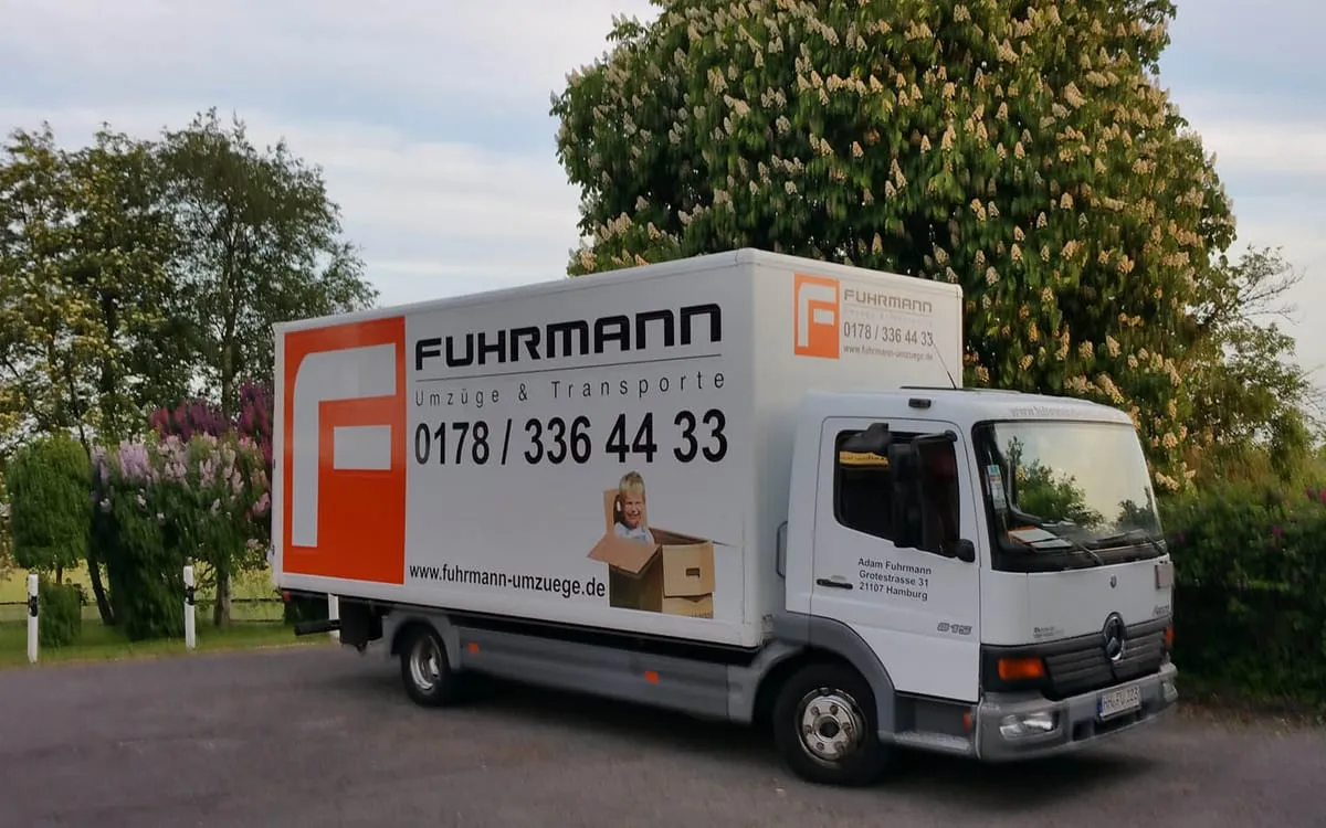 Fuhrmann-Lkw für kurzfristig organisierte Express-Umzüge